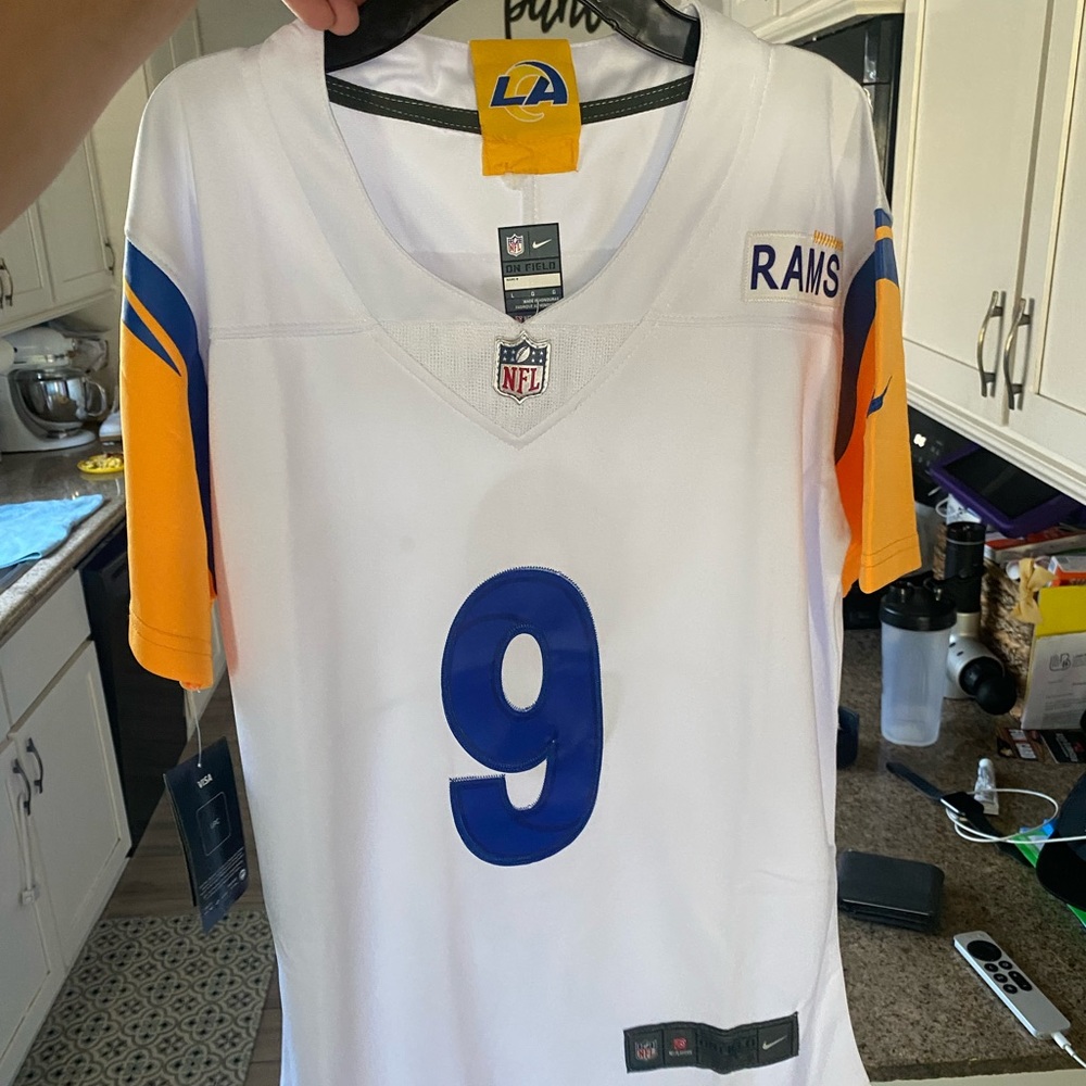 Rams women large Matthew Stanford bnwt